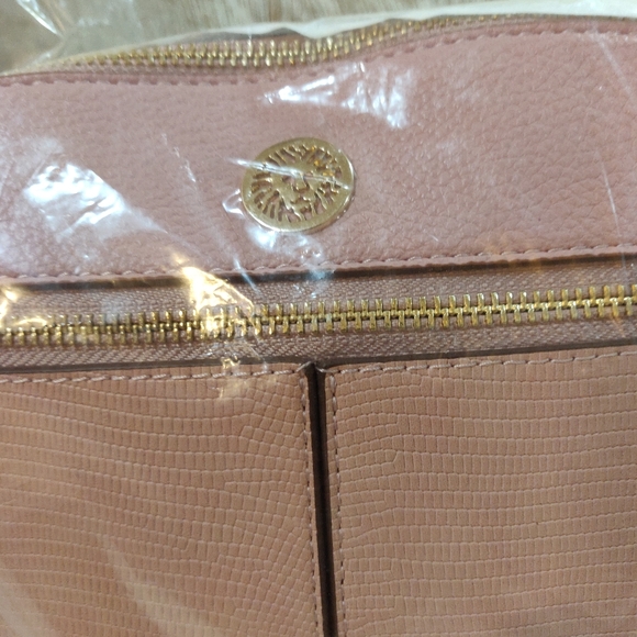 Anne Klein Crossbody Ladies Purse - Picture 1 of 5